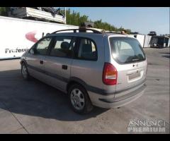 Opel Zafira 2002 Demolita - Per Ricambi - 7