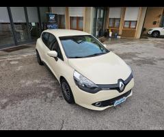 Renault Clio 1.2 75CV -OK Neopatentati - 10