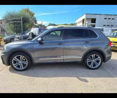 Volkswagen Tiguan 2.0 TDI SCR DSG Sport BlueMotion - 9