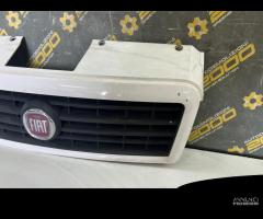 MASCHERINA ANTERIORE FIAT Doblo Cargo (05\u003e09) - 2