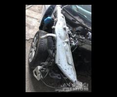 Longherone Puntale anteriore DX Audi A6 del 2006