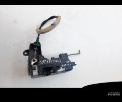 SERRATURA ANTERIORE DESTRA OPEL Zafira B 13210749