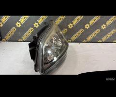 FARO ANTERIORE SINISTRO KIA Soul 1Â° Serie (09\u003e)