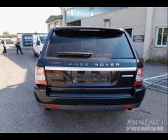 Range Rover Sport 2012 3.0 Demolita - Per Ricambi - 21