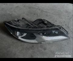 Faro Destro Alogeno Per Volkswagen Tiguan 2012 - 2