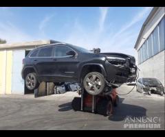 Jeep Cherokee 2017 4x4 2.2 Demolita - Per Ricambi