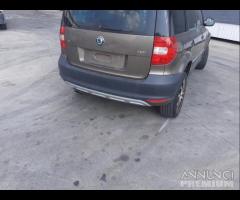 Skoda Yeti 2011 2.0 TD Demolita - Per Ricambi - 6