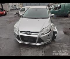 Ford Focus 2013 1.6 Sw Demolita - Per Ricambi - 1