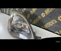 FARO ANTERIORE DESTRO TOYOTA Yaris Serie (99\u003e03) - 2