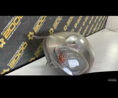 FARO ANTERIORE DESTRO TOYOTA Yaris Serie (99\u003e03) - 3