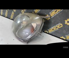 FARO ANTERIORE SINISTRO TOYOTA Yaris Serie (99\u003e03) - 2