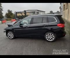 Bmw Serie 2 216D Active Tourer Demolita - Ricambi