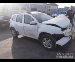 Dacia Duster 2011 1.5 CDI Demolita - Per Ricambi - 3