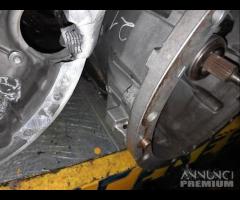 Cambio Manuale Per Mercedes Sprinter 2004 2WD - 4