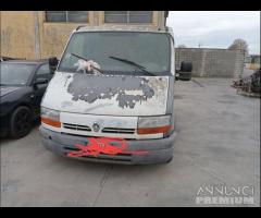 Renault Master 2003 Demolito - Per Ricambi - 1