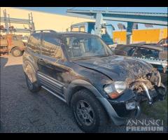 Mitsubishi Pajero DID 3.2 2002 Demolito - Ricambi - 1