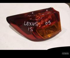 STOP FANALE POSTERIORE SINISTRO LEXUS IS 200 (99\u003e0