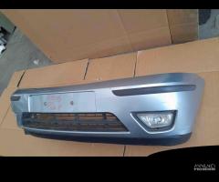 PARAURTI ANTERIORE COMPLETO FORD Focus Berlina 2Â°