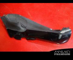 PLASTICA PEDANA DX PIAGGIO MP3 250