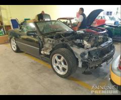 Mercedes SL 500 R129 Demolita - Per Ricambi