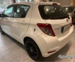 Yaris*5*porte*neopatentati*finanziamento*permuta - 11