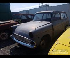 Ford Anglia Motore Kent Demolita - Per Ricambi - 1