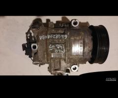 COMPRESSORE A/C VOLKSWAGEN Polo 4Â° Serie 6Q082080