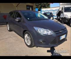 Ford focus S.W-1.6 tdci-full-2013