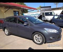 Ford focus S.W-1.6 tdci-full-2013 - 6