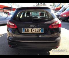 Ford focus S.W-1.6 tdci-full-2013 - 9