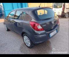 Opel corsa 5P-1.3 mjt/75 cv-full-2013 - 3