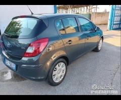 Opel corsa 5P-1.3 mjt/75 cv-full-2013