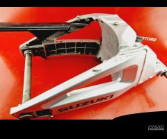 FORCELLONE POSTERIORE SUZUKI GSR600 GSR 600