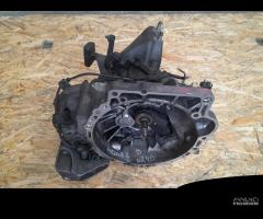 CAMBIO MANUALE COMPLETO MAZDA 2 Berlina 2Â° Serie