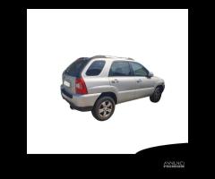 Ricambi usati Kia Sportage 2.0 B/GPL 2009; G4GC - 4