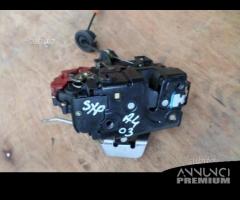 Serratura porta ant/post SX/DX per Audi A4 2003