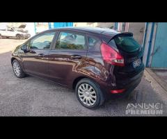 Ford fiesta 5P-1.4 gpl-full-2010 - 6