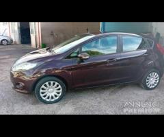 Ford fiesta 5P-1.4 gpl-full-2010 - 7