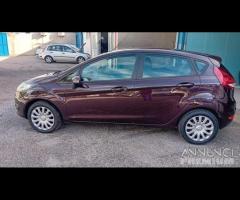 Ford fiesta 5P-1.4 gpl-full-2010 - 8