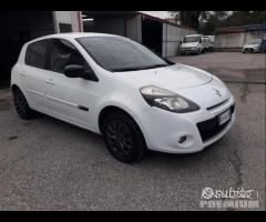 Renault clio 5 p-1.2 gpl-full-2011