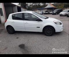 Renault clio 5 p-1.2 gpl-full-2011