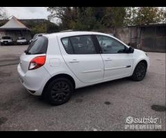 Renault clio 5 p-1.2 gpl-full-2011 - 6