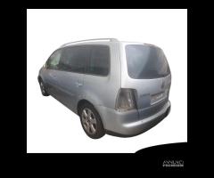 Ricambi usati VW Touran 2.0 D del 2004; AZV - 2