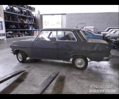 Opel Kadett 2 Porte Demolita - Per Ricambi - 6