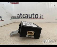 Toyota yaris modulo controllo porte10r0311005