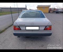 Mercedes 300CE - 300 CE Demolita - Per Ricambi - 12