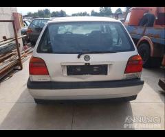 Volkswagen Golf 3 5 Porte Demolita - Per Ricambi