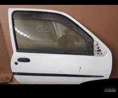 Porta anteriore dx/sx per Ford Fiesta del 2000