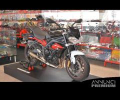 Parafango Anteriore TRIUMPH DAYTONA MOTO2 765