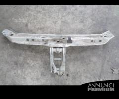 Rivestimento batticofano anteriore Renault Clio 03